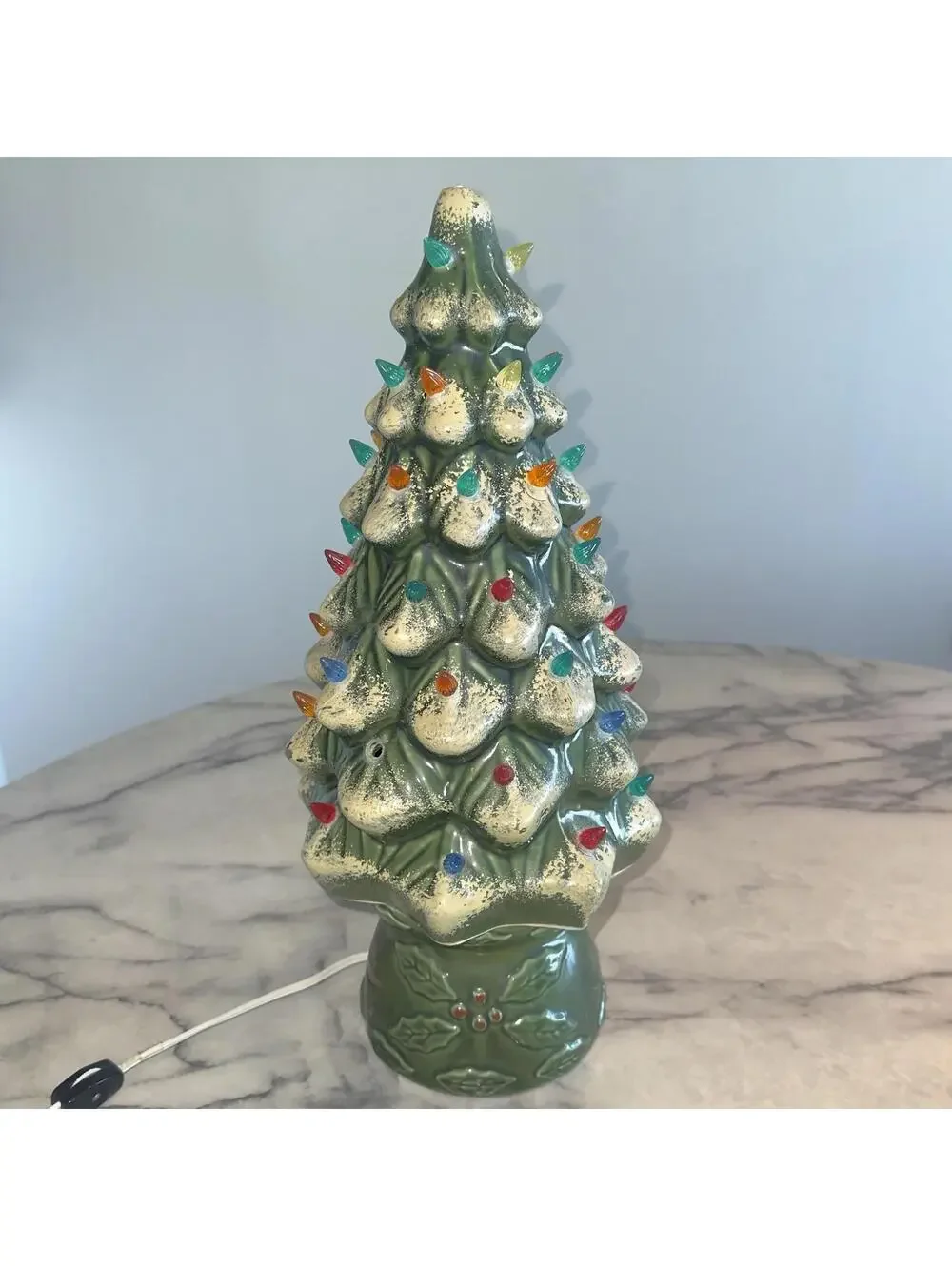 Ceramic Christmas Tree Lamp Lighted Pinecone Multi Pegs OG Vintage 18